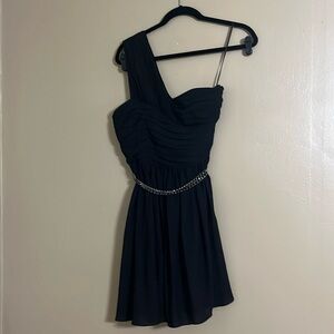 Express Black Chiffon Flowy Party Pleated Dress with Chain Belt Sz 6